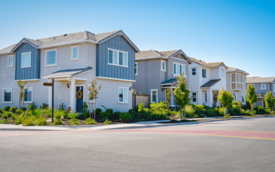 Your House Hasn’t Sold Yet. Should You Rent It Out Instead?